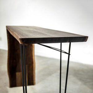 Flo 焦燻橡木一抽書桌