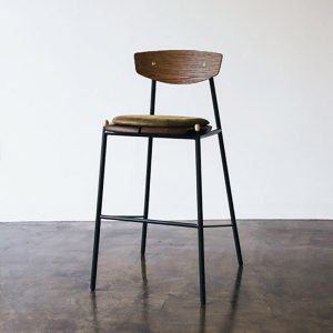 Kink 栗黑橡木皮革吧台椅 (橄欖綠)